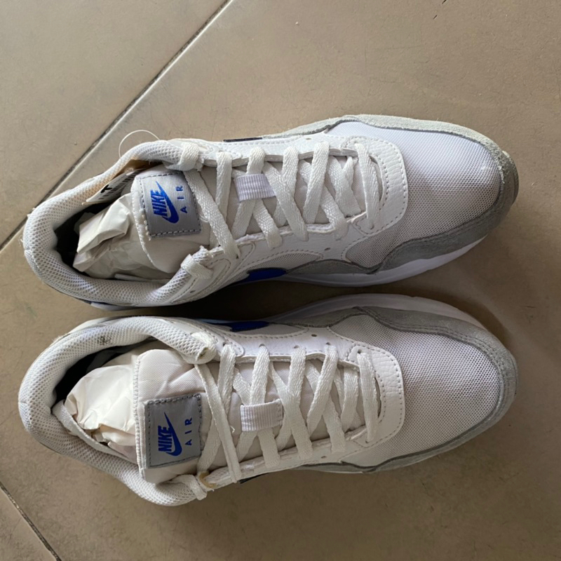 Giày chính hãng đã qua sử dụng