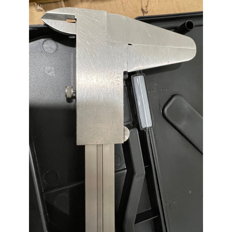 Thước kẹp Mitutoyo 300 mm hàng nội địa nhật