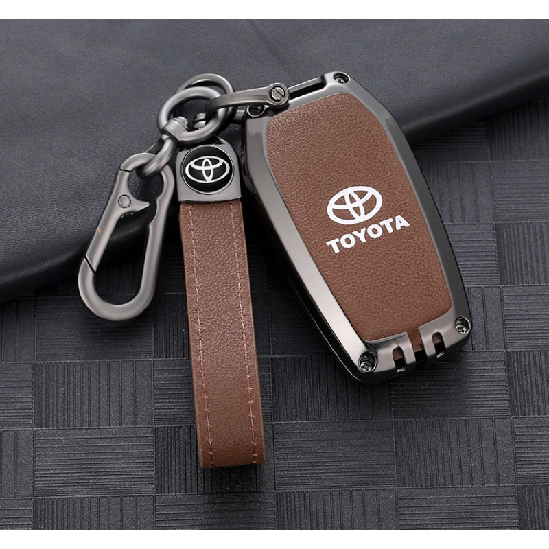 MÓC ỐP KHOÁ TOYOTA CROSS  2023