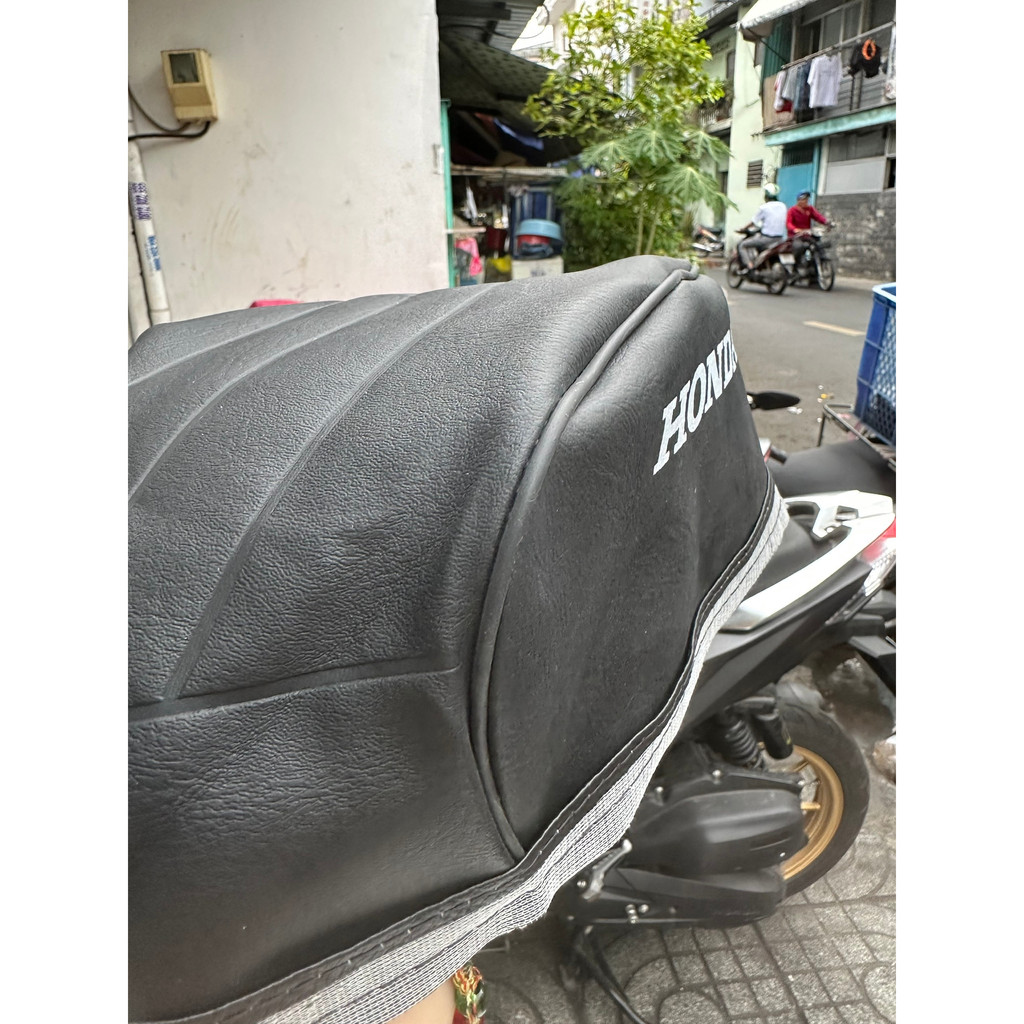 ÁO YÊN  XE CHALY 84