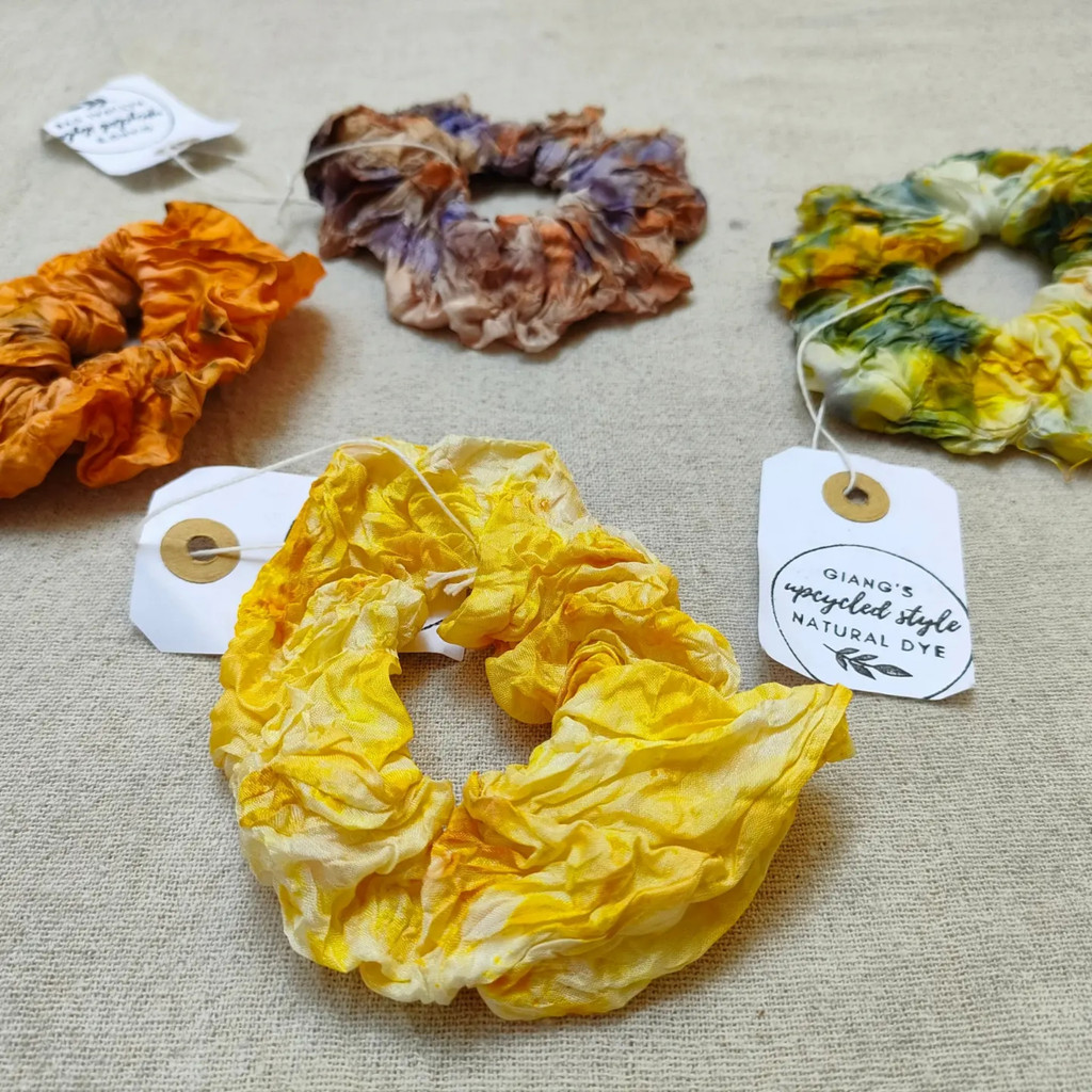 Chun buộc tóc lụa nhuộm tự nhiên