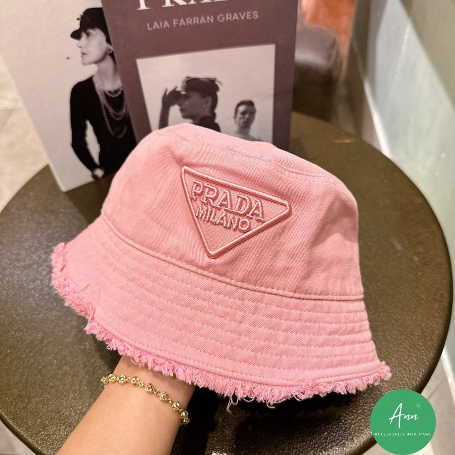 Mũ Buket Prada Hot Hit, Thiết Kế Phong Cách Thời Trang, Chất liệu Kaki Bò Mềm, Sẵn 4 Màu Đen- Trắng- Be- Cam