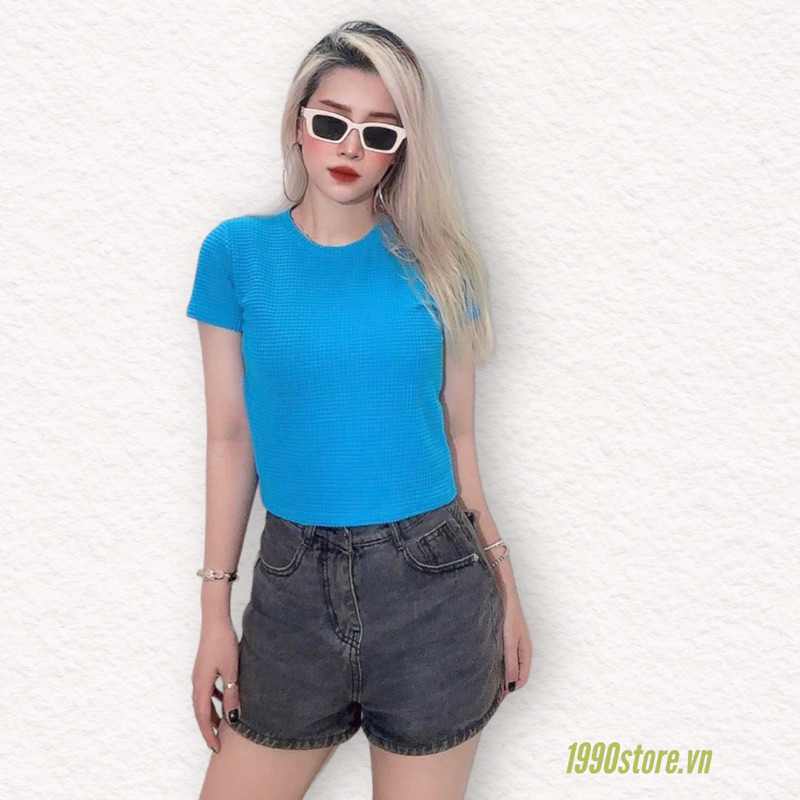 Áo thun form baby tee dáng suông vnxk 2 màu xanh bơ và xanh dương