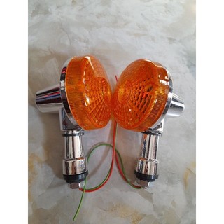 Cặp đèn xi nhan kiểu 1 chân gắn xe ba gác loại lớn.