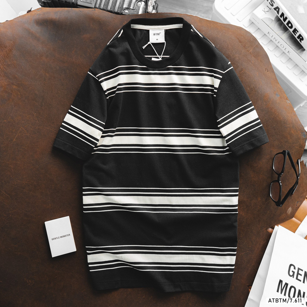 Áo thun cộc tay phối kẻ BTM Studios vải cotton dáng rộng - Mã 7.611