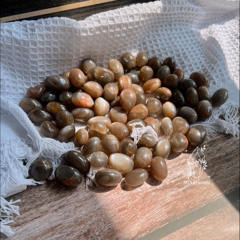 Đá thanh tẩy Tumble Black Moonstone + sinh Sunstone dùng sưu tầm, trang trí, thanh tẩy, reiki, thiền định