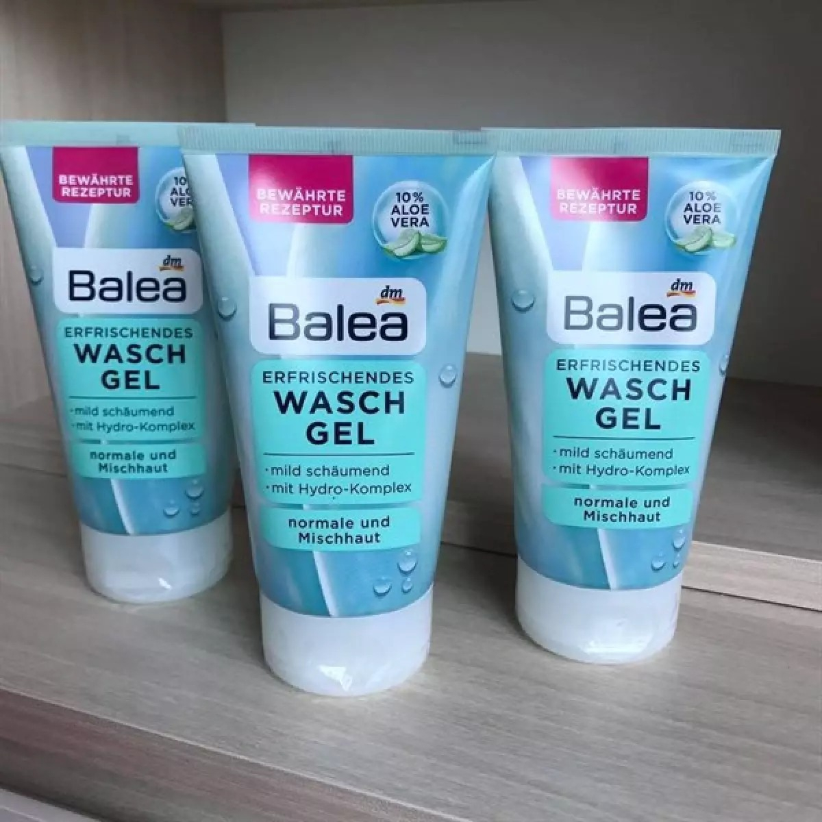 Sữa rửa mặt Balea Sanfte Wasch Creme 150ml làm sạch bụi bẩn, nhập Đức