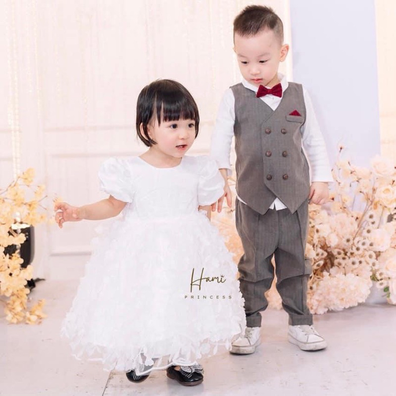 Váy công chúa trắng xoè hoa 3D tặng kèm bờm xinh