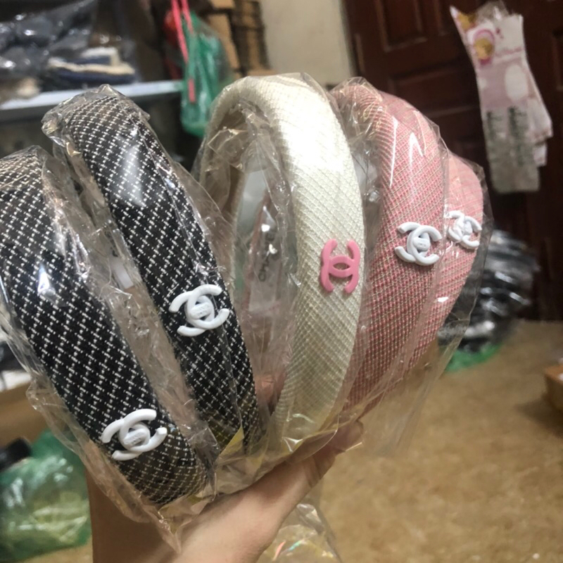 Bờm tóc màu hồng dễ thương