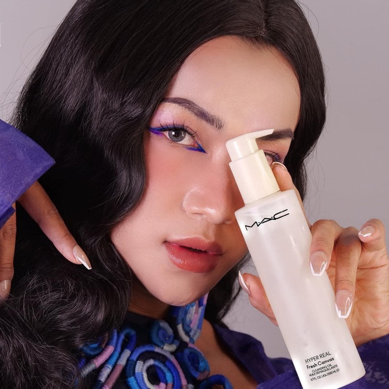 Nước Tẩy Trang Dạng Dầu Mac Hyper Real Cleansing Oil