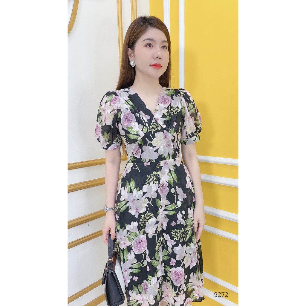 Đầm EMY EM9272 Xoè Cổ V