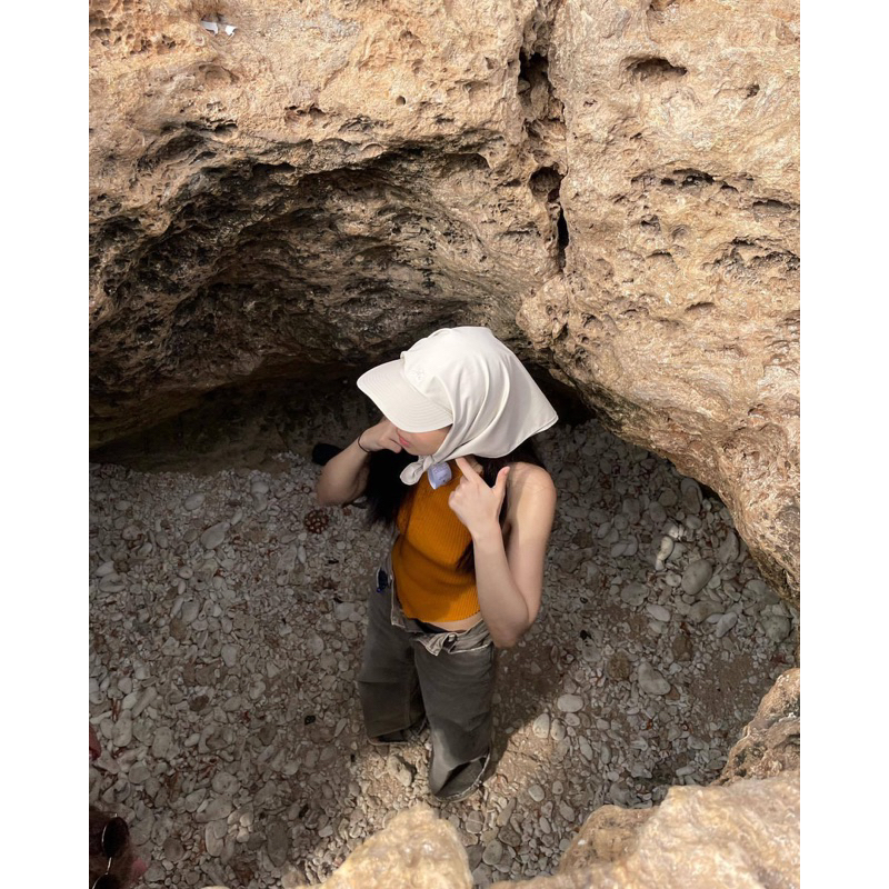 Áo yếm Jennie mặc😗