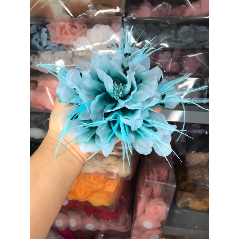 Hoa và hoa thủ công