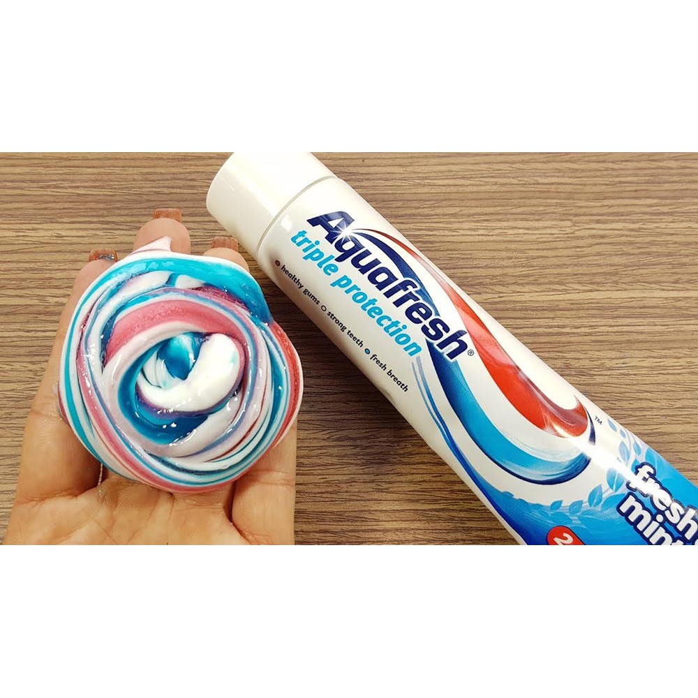 Kem Đánh Răng Aquafresh Fresh & Minty Bạc Hà Thơm Mát 100ml