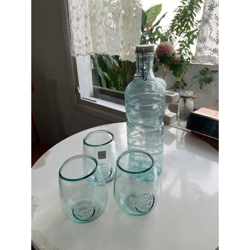 Chai đựng nước thủy tinh tái chế VSM - 1.5 Lít