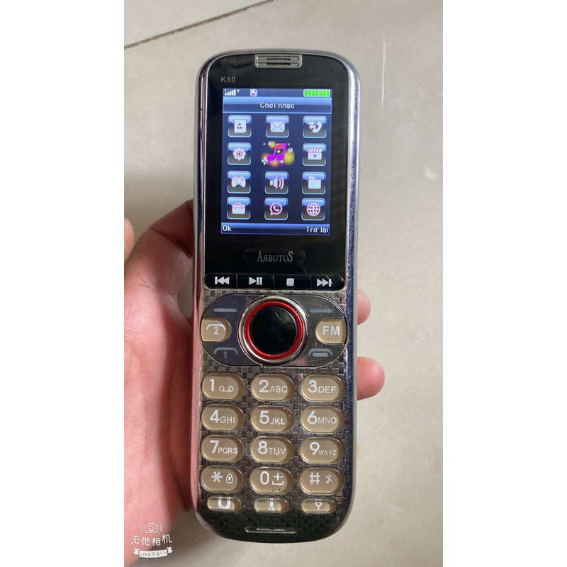 Điện thoại K80 siêu to khổng lồ