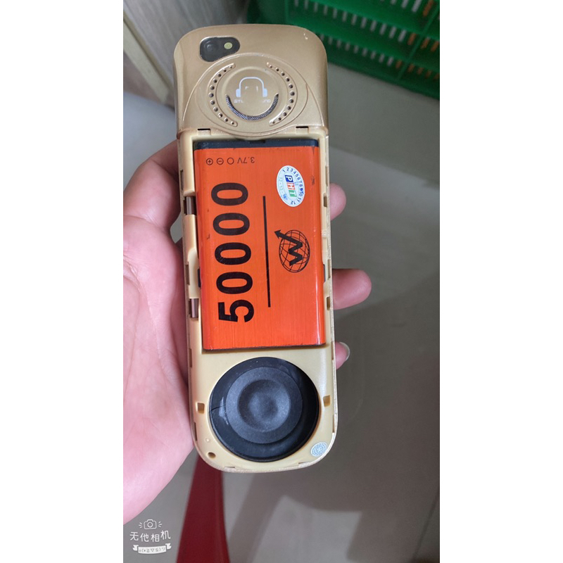 Điện thoại K80 siêu to khổng lồ