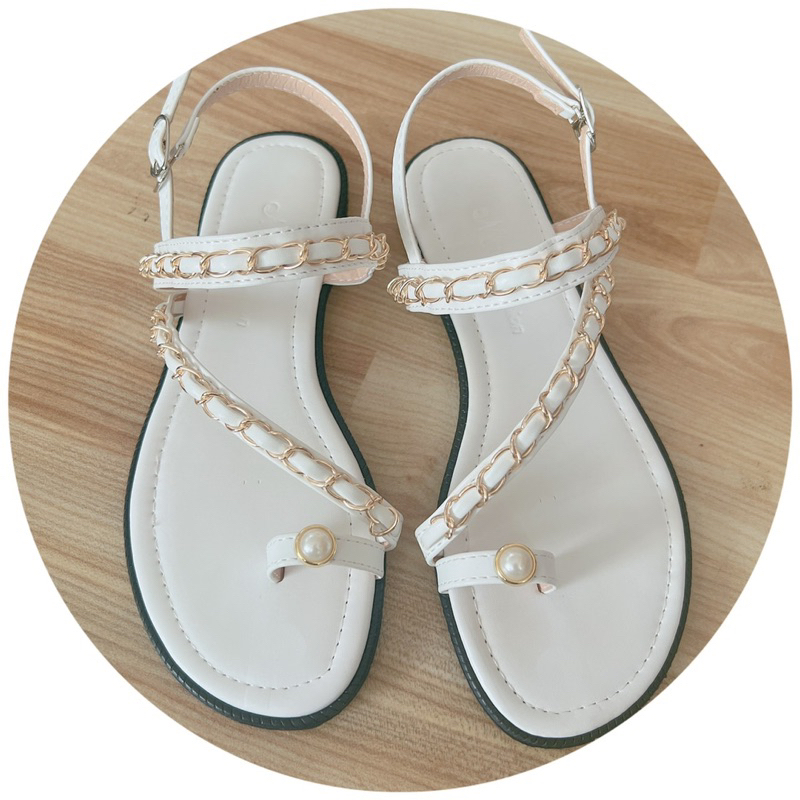 Sandan bệt mũi tròn xỏ ngón phối dây xích có bigsize 40,41,42,43