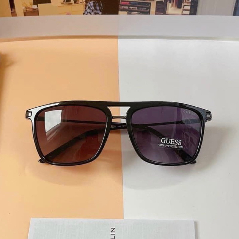 Kính guess US sẵn