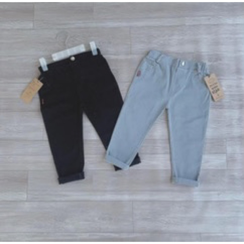 Quần kaki cho bé size 7-20kg