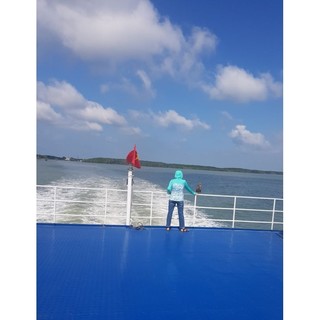 Áo thun chống nắng
