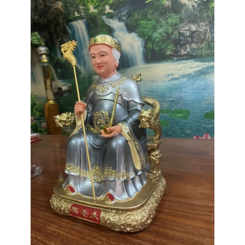 Tượng Lão Mẫu.