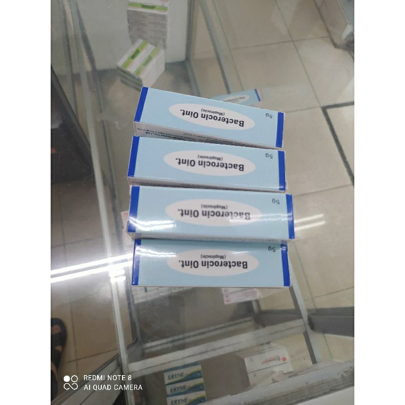 chuyên ngành dl hàng chuẩn chính hãng quầy thuốc có 2 loại 5g và 15g KEM MỠ BÔI NGOÀI DA BACTEROCIN OINT