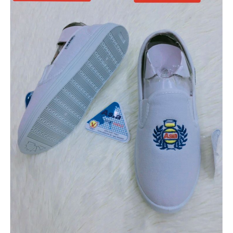 giày thể thao vải trắng ASIA , NAM, NỮ, EM BÉ. Size 30-40
