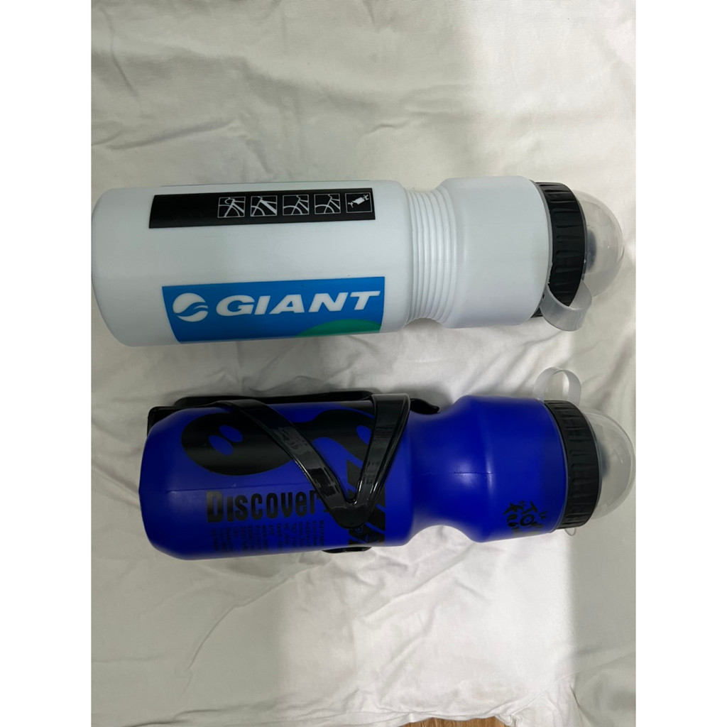 Bình Nước 750Ml Gắn Xe Đạp Kèm Giá Đỡ Chai Nước