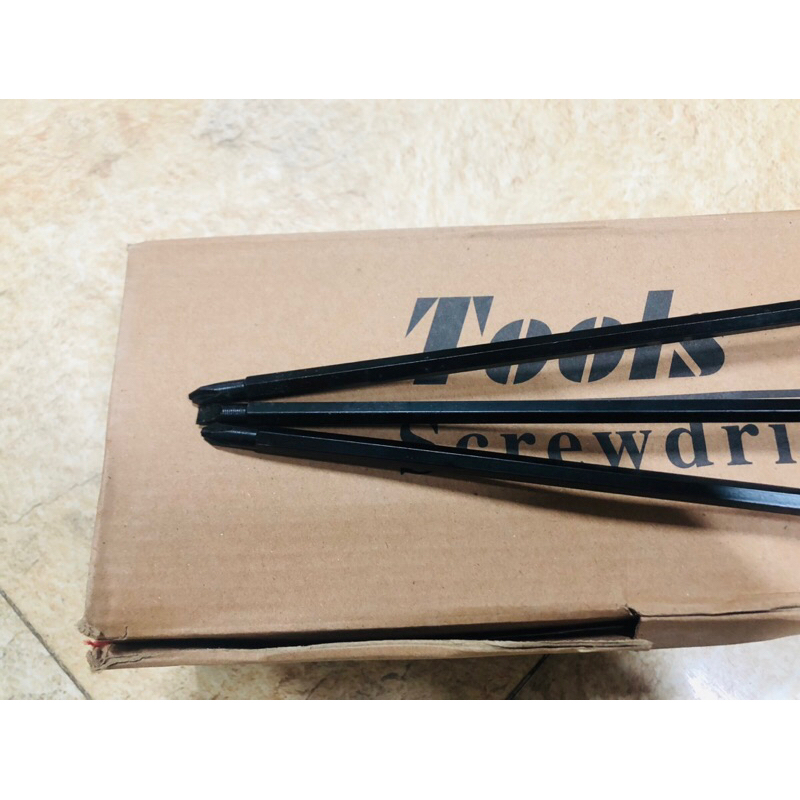 Xả thanh lí tô vít hai đầu 6*200mm có nam châm loại tốt