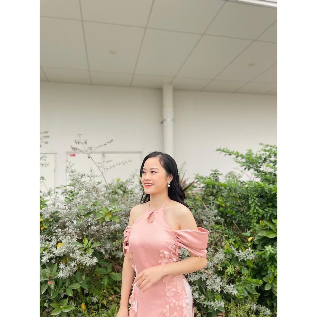 Áo Dài Ngư Minh, đính kết thủ công, dáng cực điệu đà