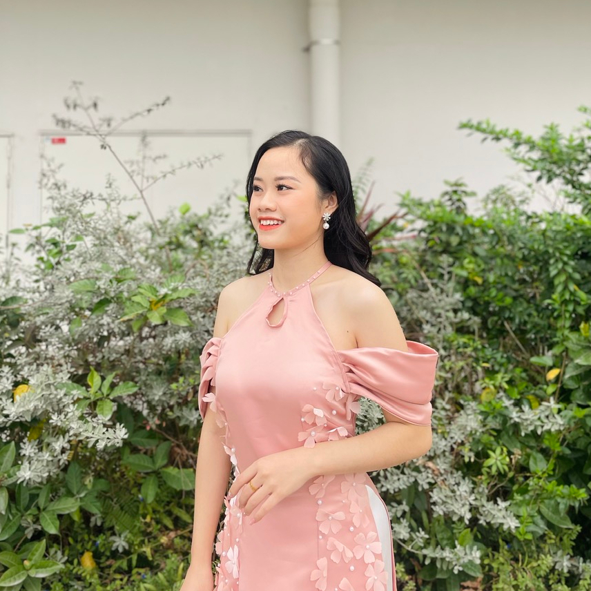 Áo Dài Ngư Minh, đính kết thủ công, dáng cực điệu đà