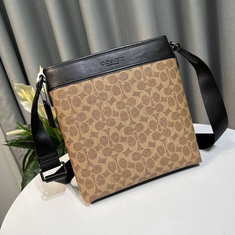 ✨✨GOTHAM SLIM CROSSBODY Mẫu túi nam thanh lịch, đẳng cấp