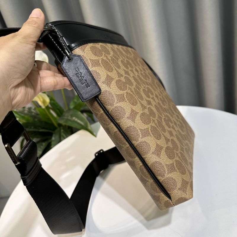 ✨✨GOTHAM SLIM CROSSBODY Mẫu túi nam thanh lịch, đẳng cấp