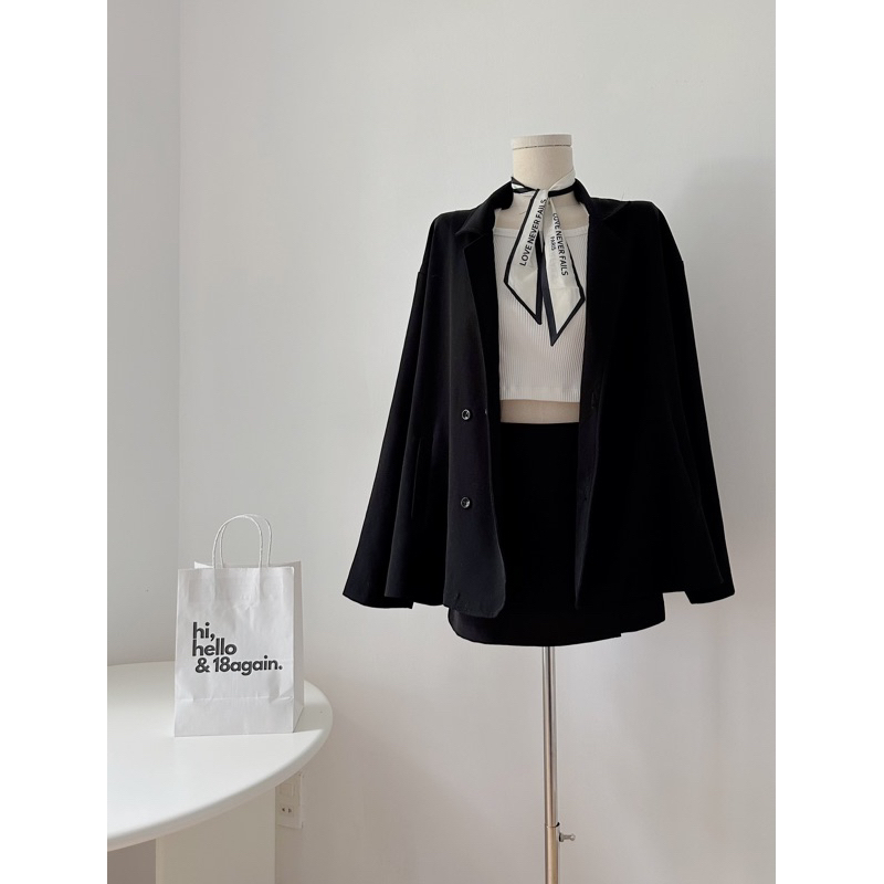 Áo blazer black 18made ✿ 𝐁𝐲 𝐄𝐢𝐠𝐡𝐭𝐞𝐞𝐧 𝐀𝐠𝐚𝐢𝐧