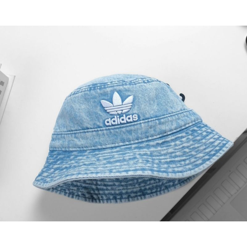 Nón Bucket logo thêu Adidas chất cotton Hàn Quốc, hoạ tiết độc đáo, màu sắc trending
