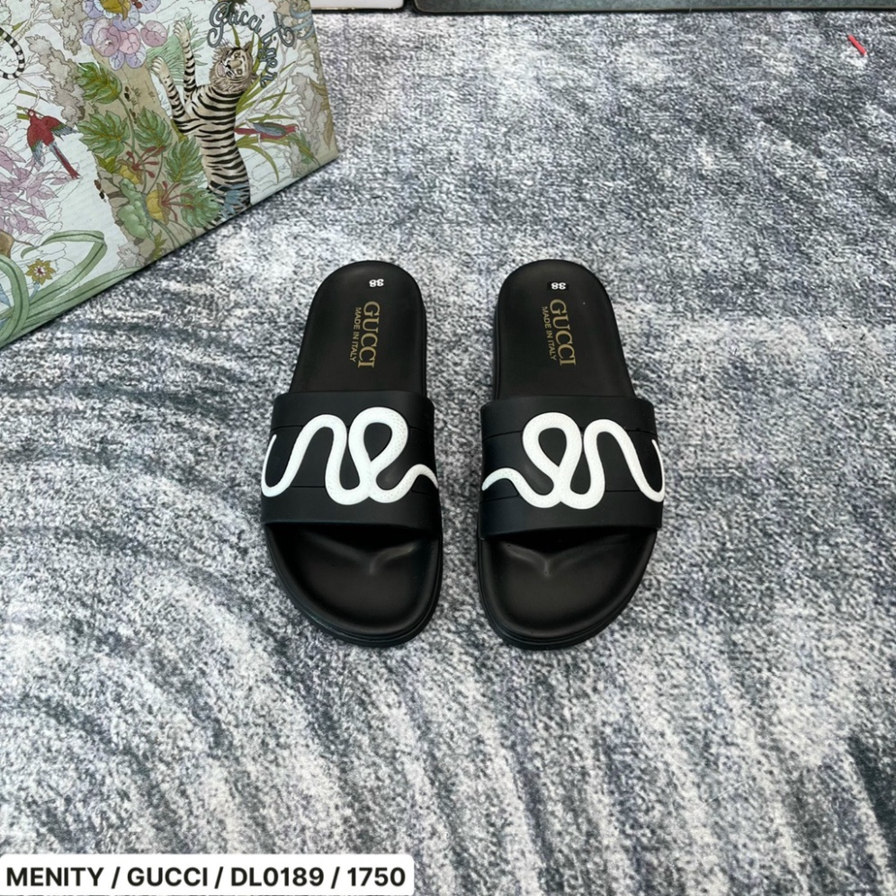 (CHUẨN LOẠI 1) Dép Quai Ngang KARL cực chất cho boy phố hè 2023 | BigBuy360 - bigbuy360.vn