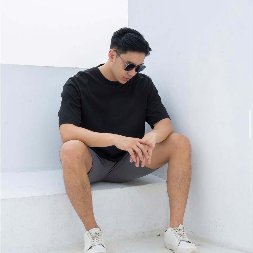 Áo thun trơn Unisex tay lỡ cổ tròn Basic màu Đen vải Cotton 100%,co giãn, thoáng mát, dày dặn