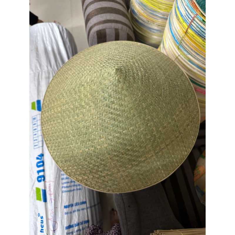 Nón cỏ bàng trơn