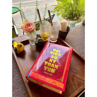 Sách - Đại việt sử ký toàn thư (bìa cứng)