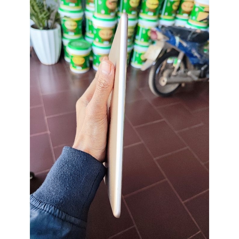 Xác máy tính bảng mini 4