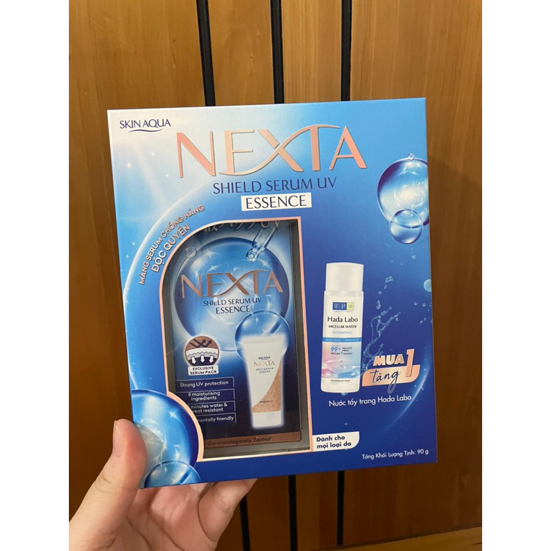 Tinh chất serum chống nắng Sunplay Skin Aqua Nexta - UV Essence 50g. Tặng tẩy trang Hadalabo 40ml