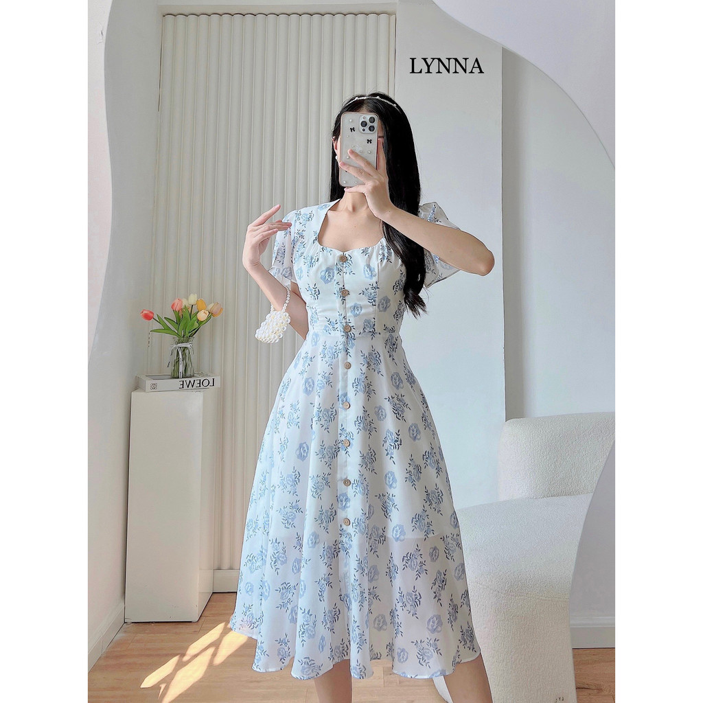 D185 VÁY TRẮNG HOA XANH