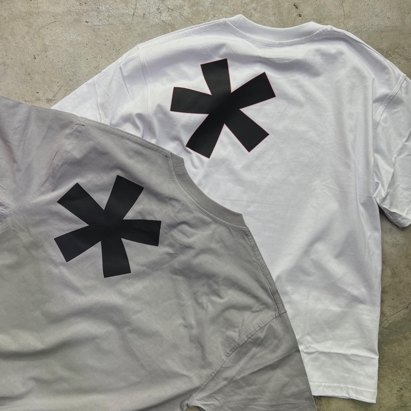 Áo thun tay lỡ cotton "Gothicmedie" Unknown