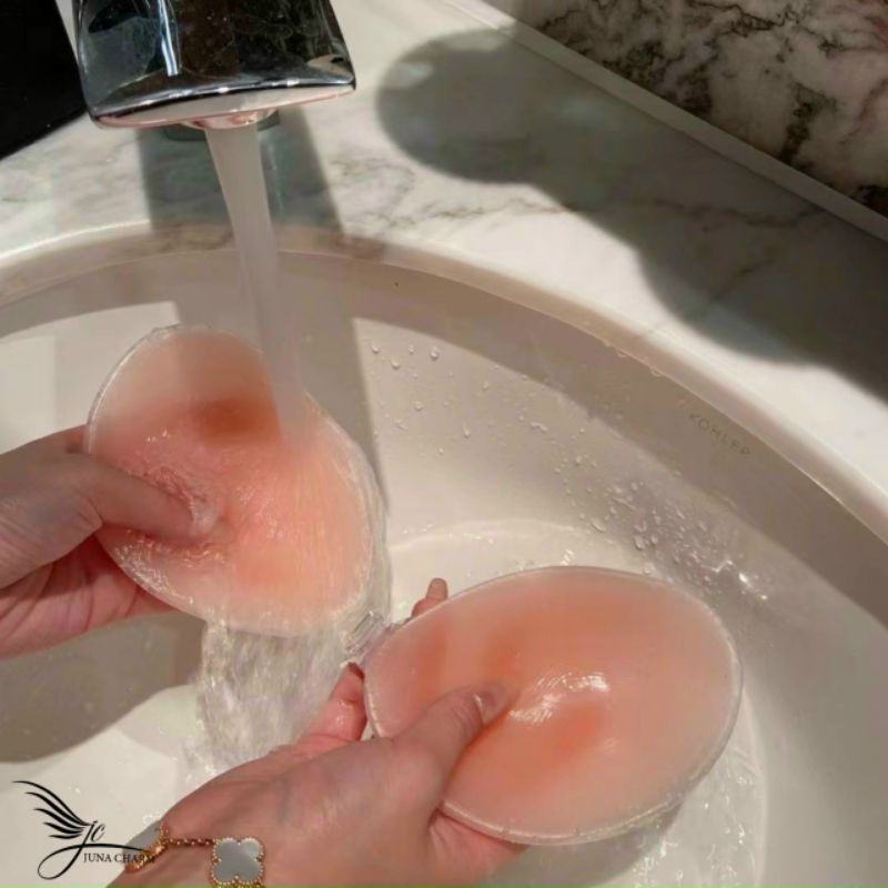 Áo dán ngực silicon thần thánh - tặng kèm dây áo trong- tiện ích là sản phẩm hỗ trợ nàng cân mọi oufix đây ạ. nâng gom í