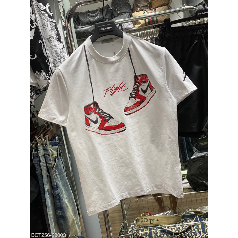 Bộ cộc thể thao hoạ tiết đôi dày nổi bật mạnh mẽ ,new.