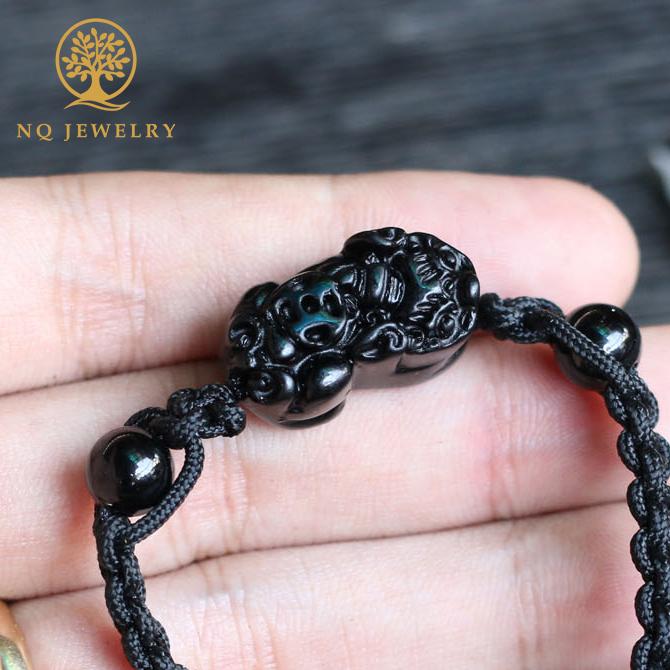 Vòng tay kết dây đen phối tỳ hưu tài lộc đá hắc diện thạch - NQ JEWELRY