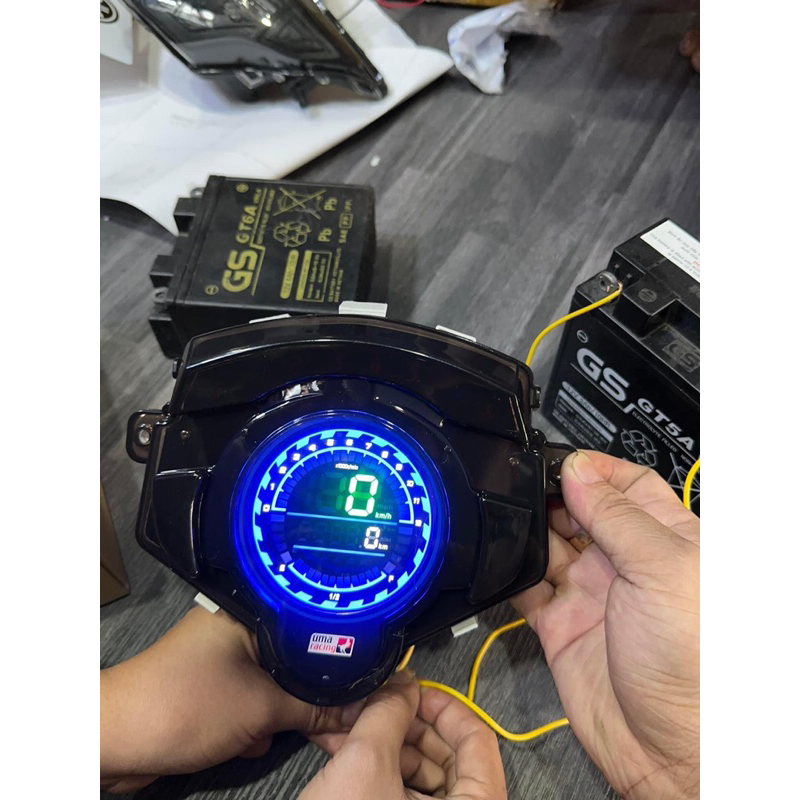 Đồng hồ UMA racing Full led dành cho LC 135