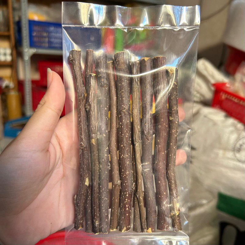 Cành táo mài răng hamster