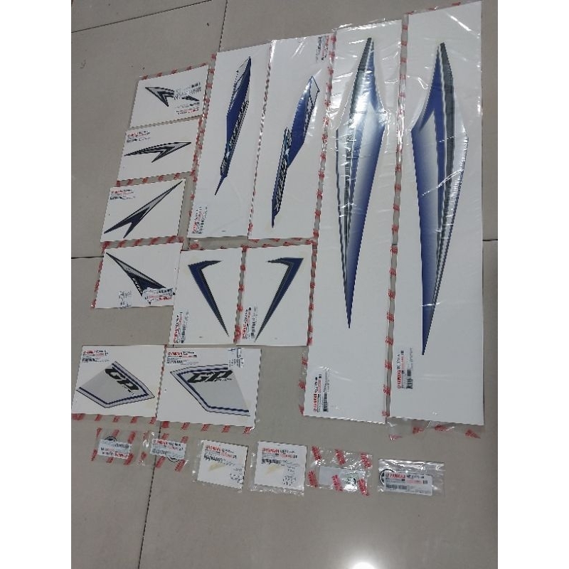 bộ tem trắng xanh Exciter 4số 2010 gồm18 chi tiết KHÁCH HÀNG XEM KỸ SP TRƯỚC KHI CHỌN.